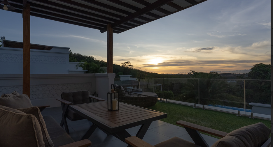 For sale 6 bedrooms villa in Thalang, Phuket