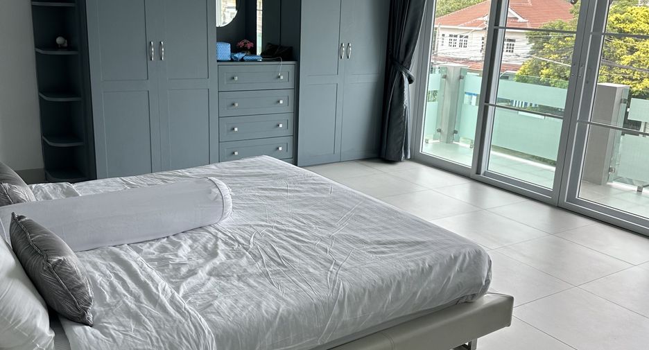 For rent 4 bedrooms villa in Kathu, Phuket
