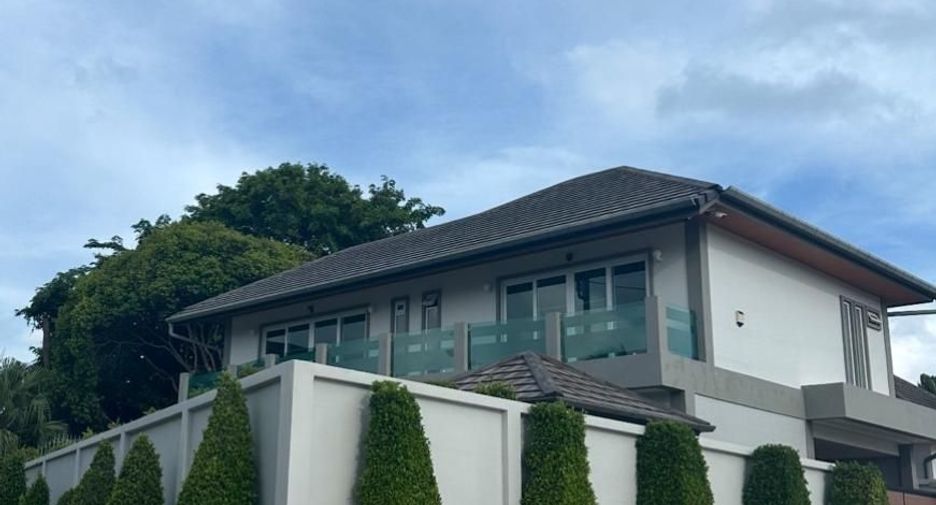 For rent 4 bedrooms villa in Kathu, Phuket