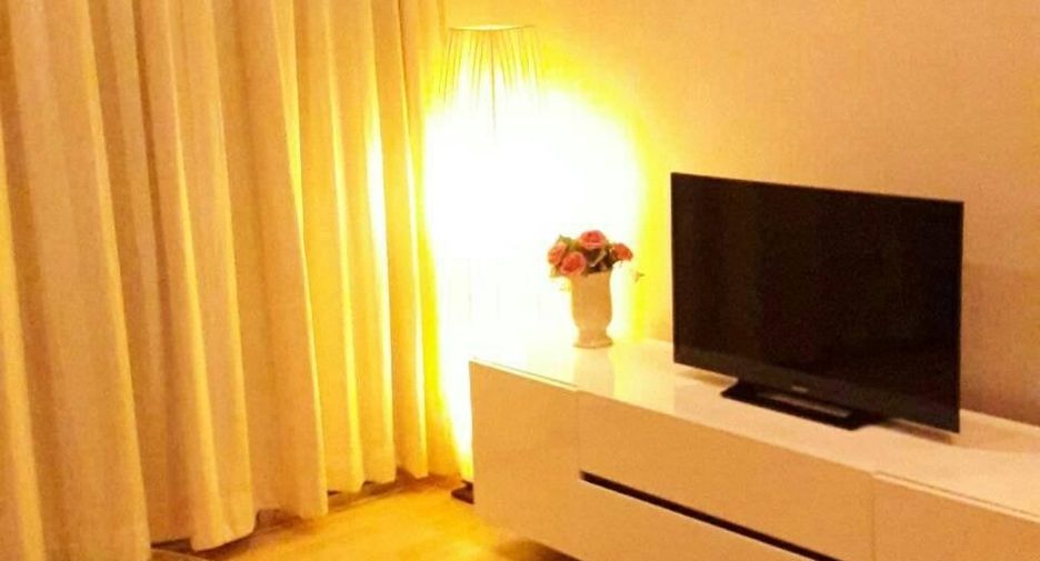 For sale 1 bed condo in Bang Kho Laem, Bangkok