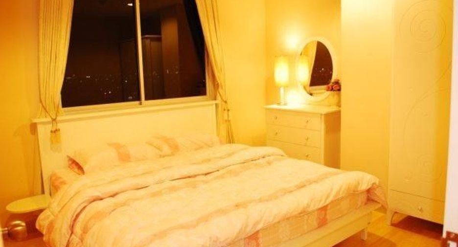 For sale 1 bed condo in Bang Kho Laem, Bangkok