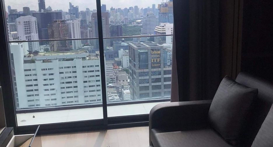 For rent 1 bed condo in Bang Rak, Bangkok