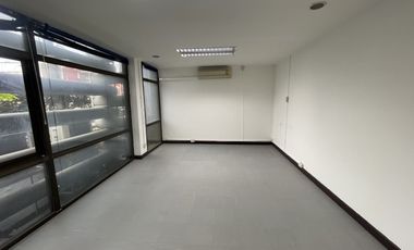 Oficina en alquiler en Sathon, Bangkok