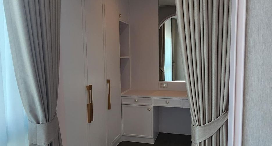For sale and for rent 4 bedrooms house in Bueng Kum, Bangkok