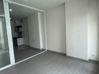 À vendre 1 chambre condo à Chom Thong, Bangkok