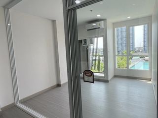 À vendre 1 chambre condo à Chom Thong, Bangkok