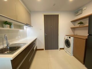 Condo en alquiler de 1 habitaciones en Khlong San, Bangkok