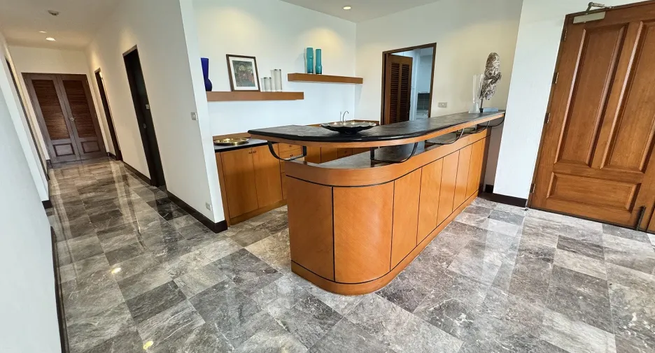 Apartment zur Miete mit 3 Zimmer in Watthana, Bangkok
