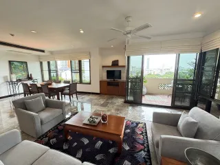 À louer 3 chambres appartement à Watthana, Bangkok
