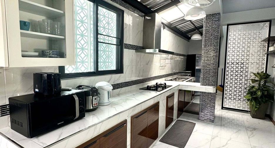 For rent 3 bedrooms house in Mueang Phuket, Phuket