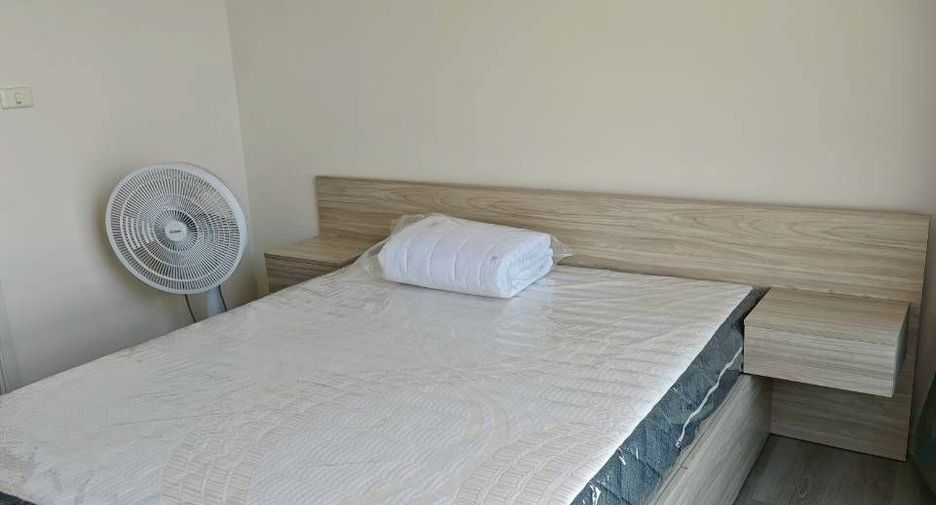 For rent 2 bedrooms condo in Bang Kho Laem, Bangkok