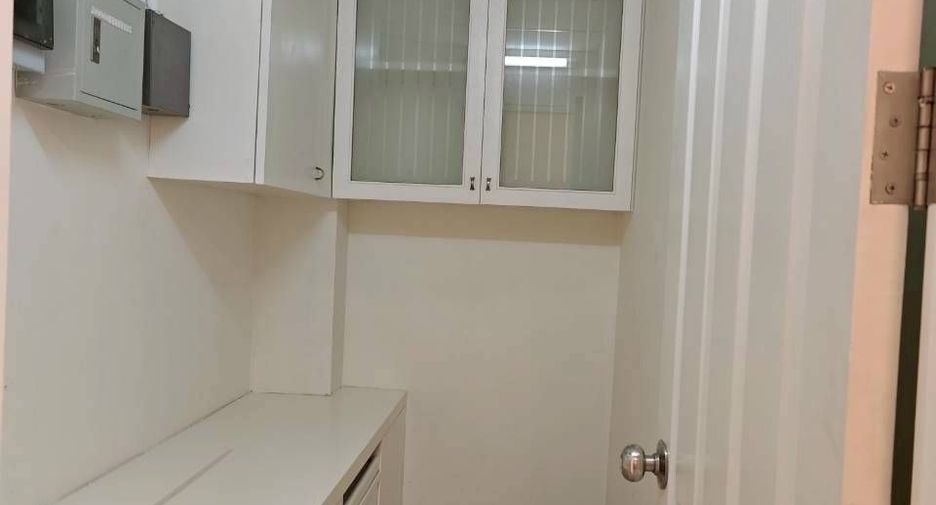 For rent 2 bedrooms condo in Bang Kho Laem, Bangkok