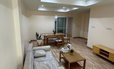 For rent 3 bedrooms townhouse in Bang Na, Bangkok
