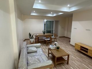 For rent 3 bedrooms townhouse in Bang Na, Bangkok