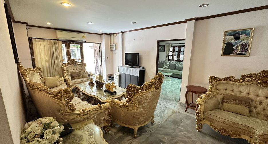 Haus zum Kauf und zur Miete mit 5 Zimmer in Khan Na Yao, Bangkok