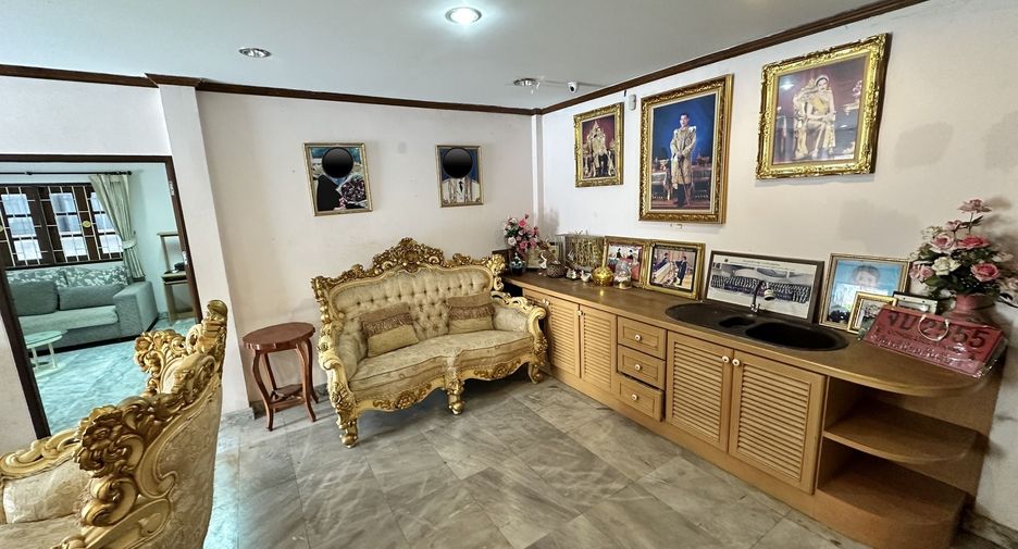Haus zum Kauf und zur Miete mit 5 Zimmer in Khan Na Yao, Bangkok