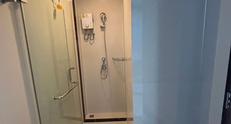 For rent 1 bed condo in Pathum Wan, Bangkok