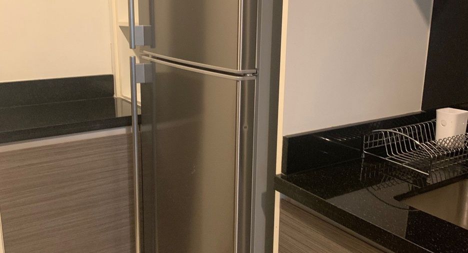 For sale 1 bed condo in Watthana, Bangkok
