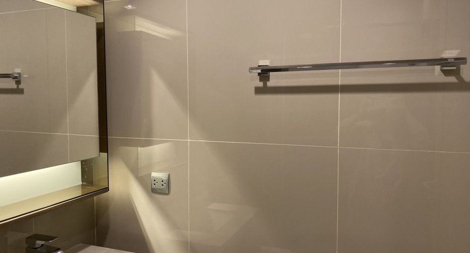 For sale 1 bed condo in Phaya Thai, Bangkok