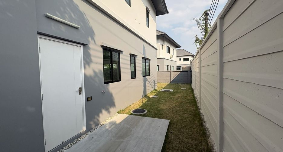 For sale and for rent 4 bedrooms house in Mueang Samut Prakan, Samut Prakan