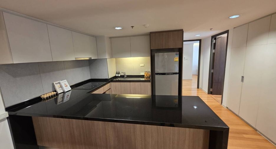 For rent 2 ベッドルーム condo in Khlong Toei, Bangkok