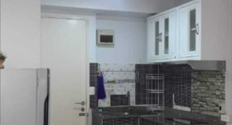 For sale 1 bed condo in Lat Krabang, Bangkok
