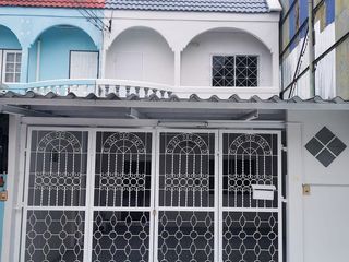 For sale 3 bedrooms house in Phasi Charoen, Bangkok