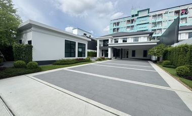 For rent 5 bedrooms house in Mueang Samut Prakan, Samut Prakan