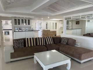 For rent 4 bedrooms condo in Watthana, Bangkok