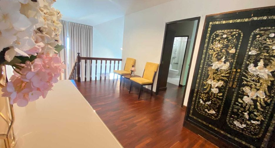 For rent 3 bedrooms villa in Mueang Phuket, Phuket