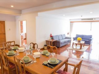 For rent 2 bedrooms apartment in Watthana, Bangkok