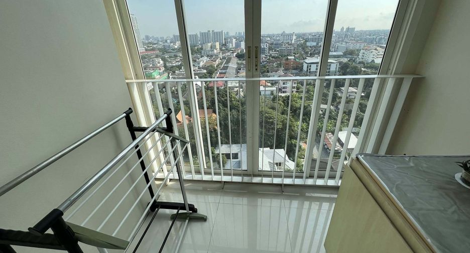 Wohnung zur Miete mit 1 Zimmer in Phra Khanong, Bangkok