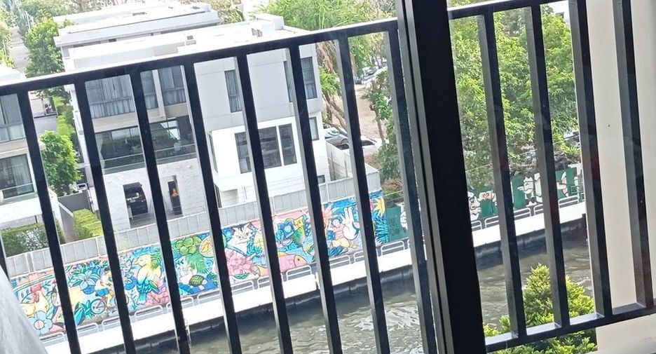 For rent 1 bed condo in Watthana, Bangkok