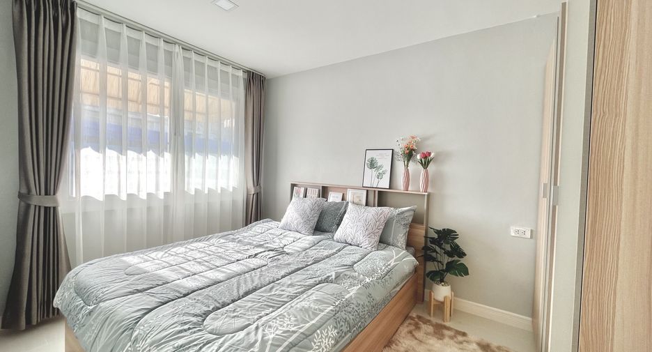 For sale 2 bedrooms condo in Wang Thonglang, Bangkok