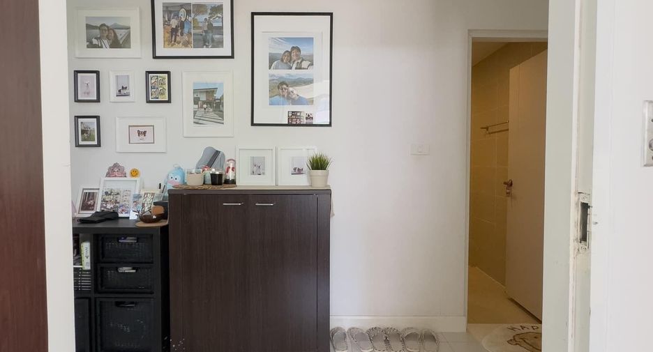 Casa en alquiler de 4 habitaciones en Bang Khen, Bangkok