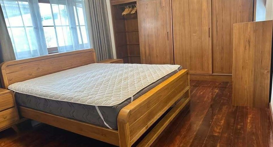 ให้เช่า 4 ห้องนอน บ้านเดี่ยว ใน พระโขนง, กรุงเทพฯ