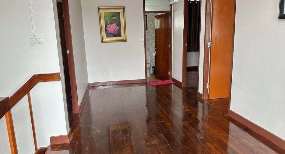 ให้เช่า 4 ห้องนอน บ้านเดี่ยว ใน พระโขนง, กรุงเทพฯ