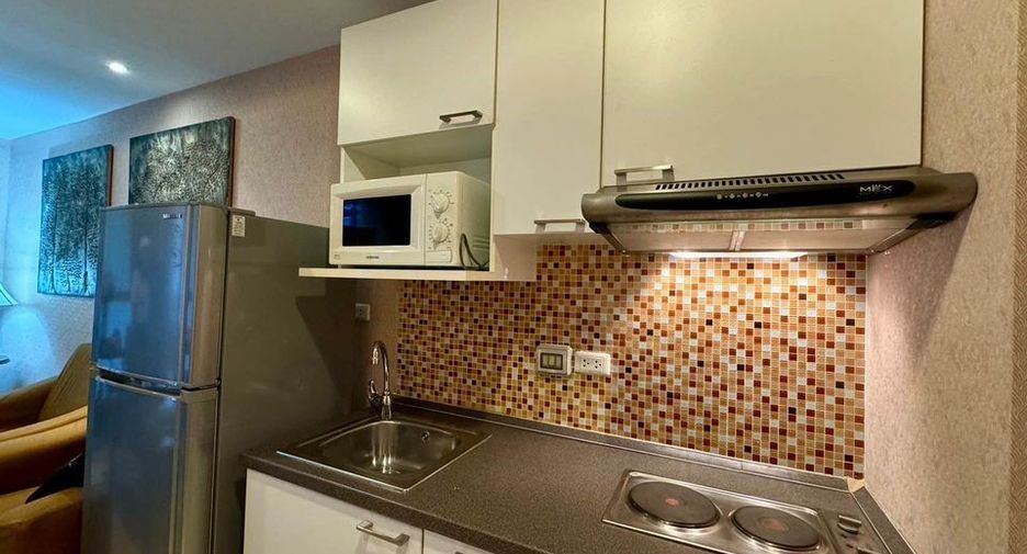 For rent 1 bed condo in Watthana, Bangkok