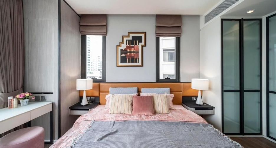 À vendre 2 chambres condo à Khlong Toei, Bangkok