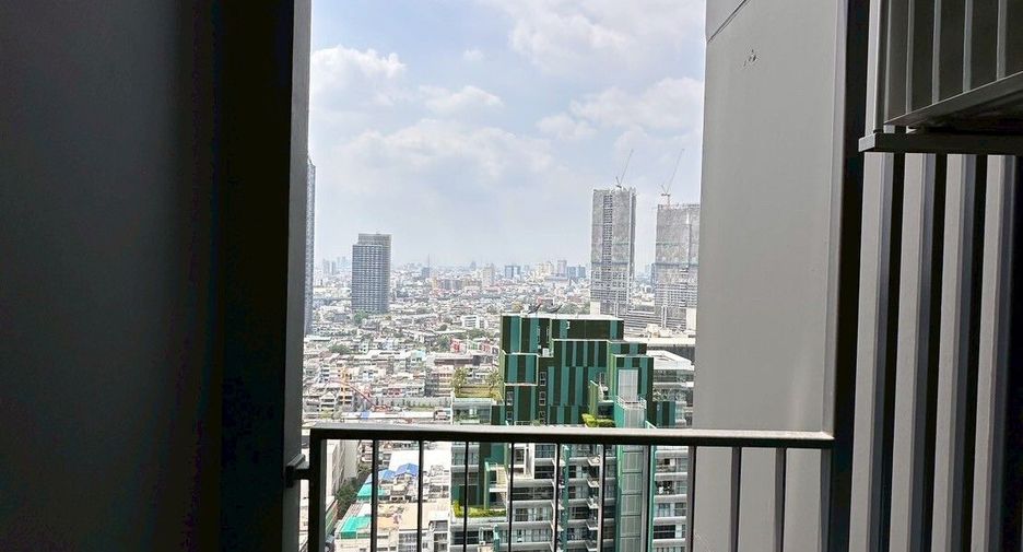 For rent 1 bed condo in Bang Rak, Bangkok