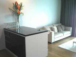 Продажа 1 кровать кондо в Кхлонг Сан, Бангкок