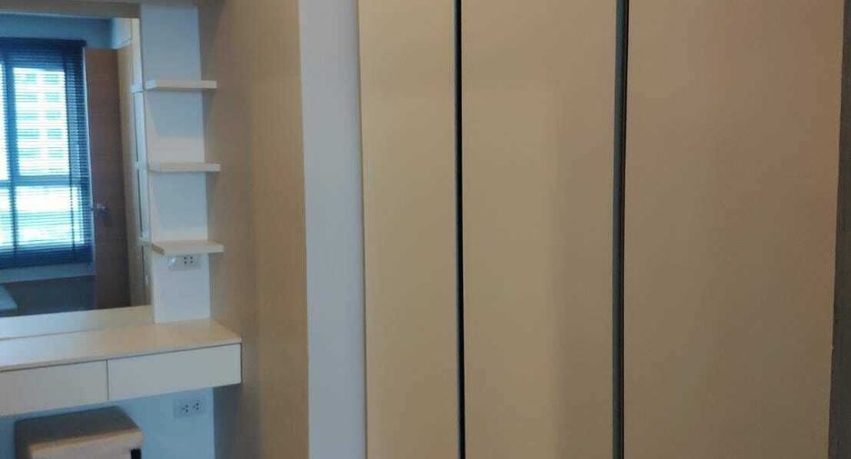 For sale 1 bed condo in Khlong San, Bangkok