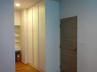 Продажа 1 кровать кондо в Кхлонг Сан, Бангкок