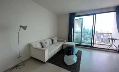 Condo en alquiler de 2 habitaciones en Khlong Toei, Bangkok