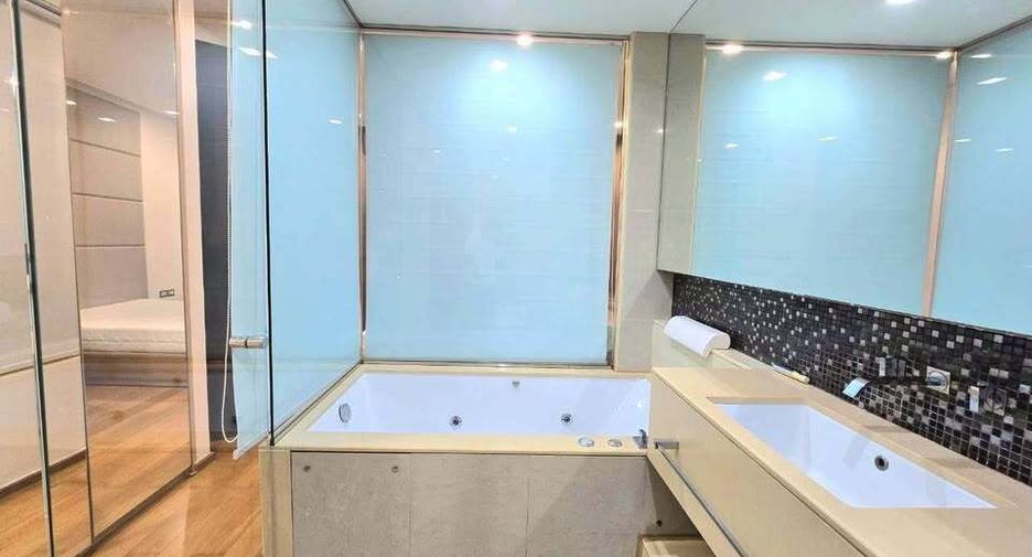 Condo en alquiler de 1 habitaciones en Watthana, Bangkok