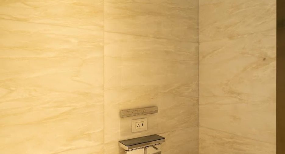 For sale 2 bedrooms condo in Pathum Wan, Bangkok