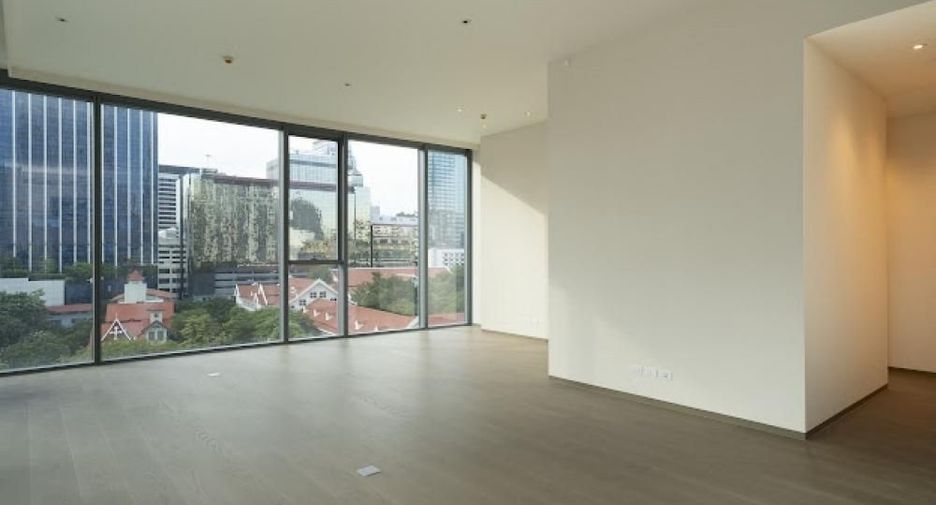 For sale 2 bedrooms condo in Pathum Wan, Bangkok