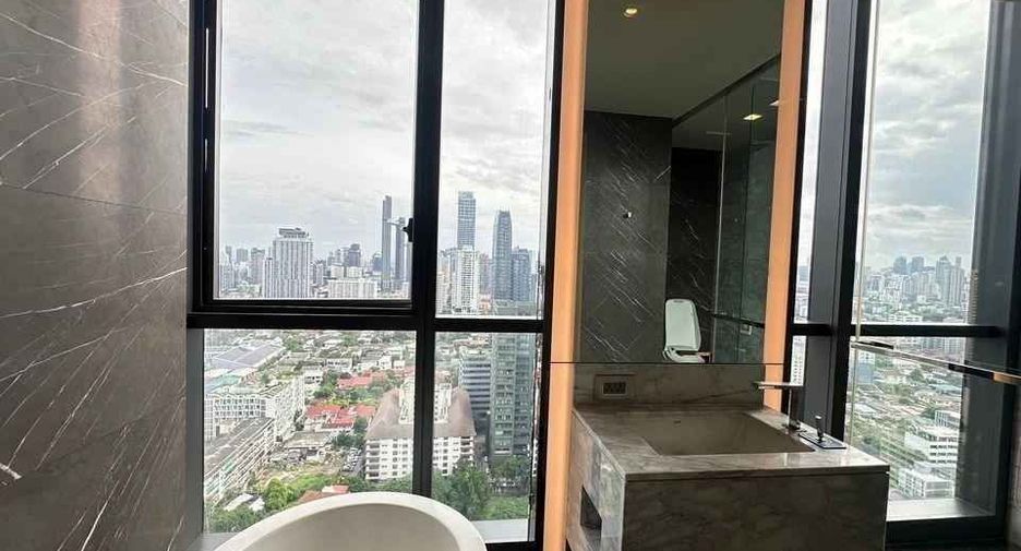 Wohnung zur Miete mit 2 Zimmer in Watthana, Bangkok
