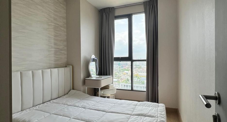 For rent 2 bedrooms condo in Phra Khanong, Bangkok