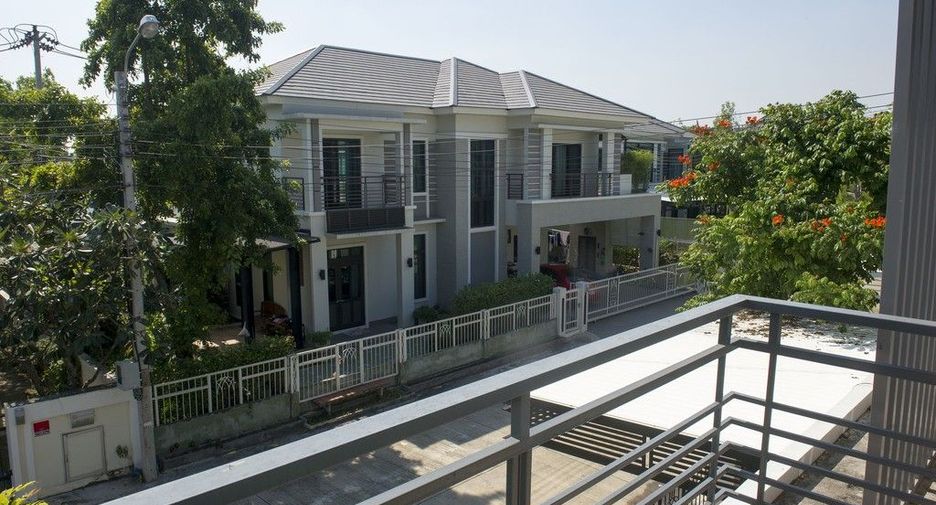 Casa en venta de 3 habitaciones en Lat Krabang, Bangkok